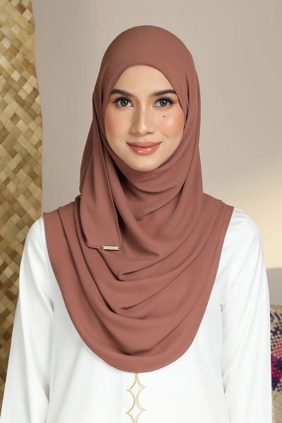 DEFECT- Aralyn Babes in Redwood